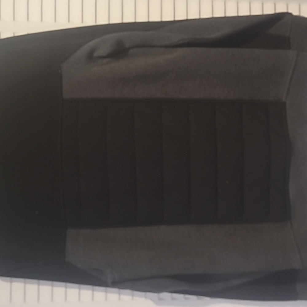 Black sweater - Picture 3 of 3